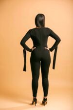 Juodas trikotažinis kombinezonas - Image 2