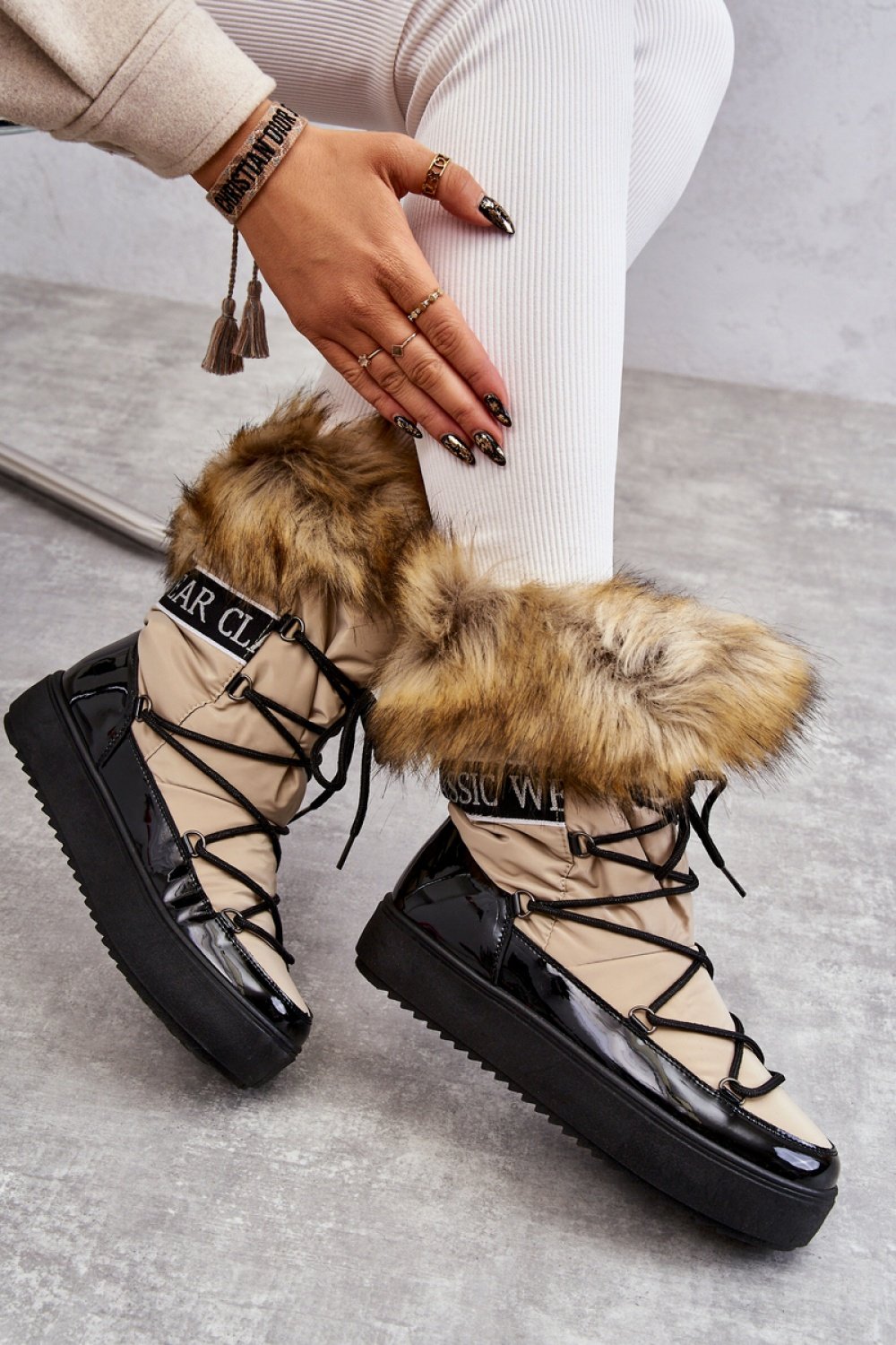 176649753388826 Sniego batai modelis 174771 Step in style - Image 1