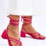 Sandalai su dirželiais modelis 180119 Step in style
