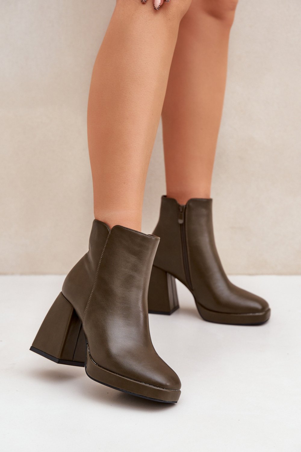 176650044983912 Batai su kulnu modelis 204677 Step in style - Image 1