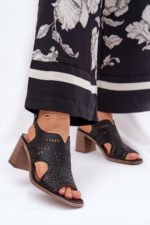 Sandalai su kulnu modelis 211363 Step in style