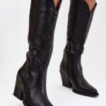 Batai su kulnu modelis 220714 Step in style