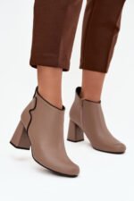 Batai su kulnu modelis 222520 Step in style