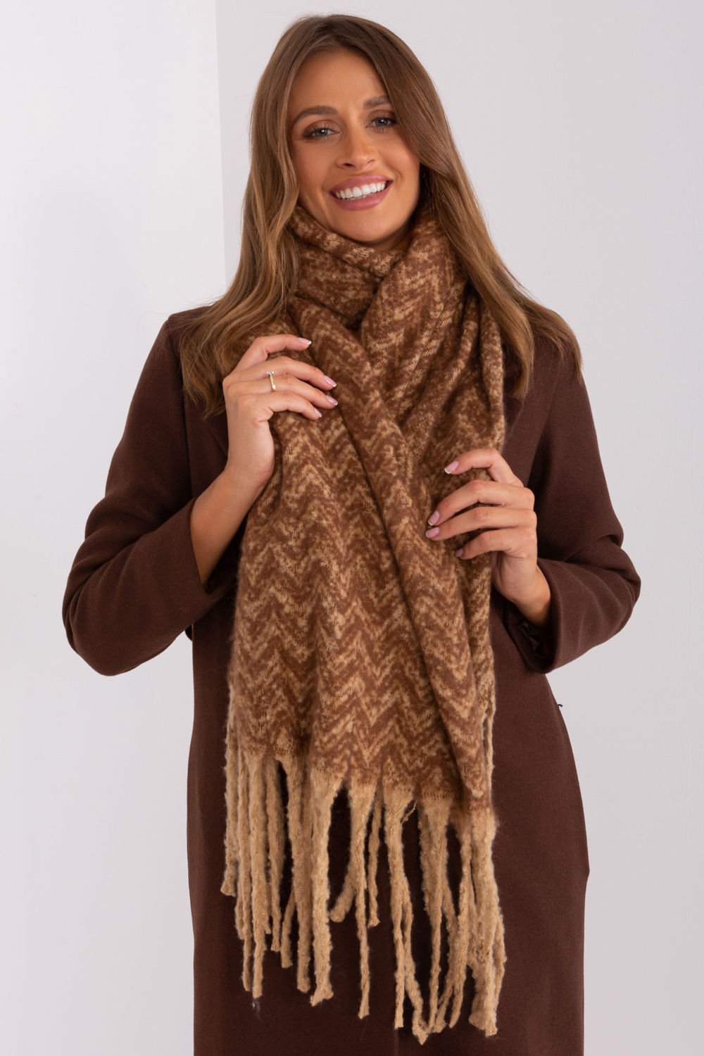 Shawl model 189242 AT Shawl model 189242 AT - Image 1