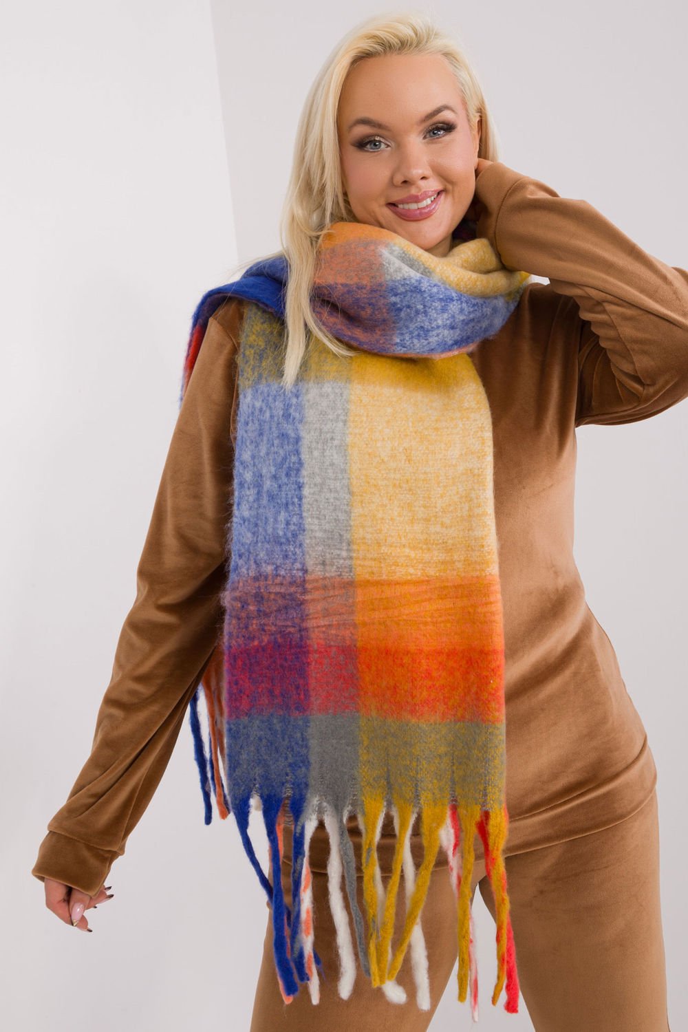 Shawl model 190538 AT Shawl model 190538 AT - Image 1