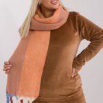 Shawl model 190552 AT
