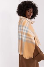 Shawl model 190567 AT - Image 2