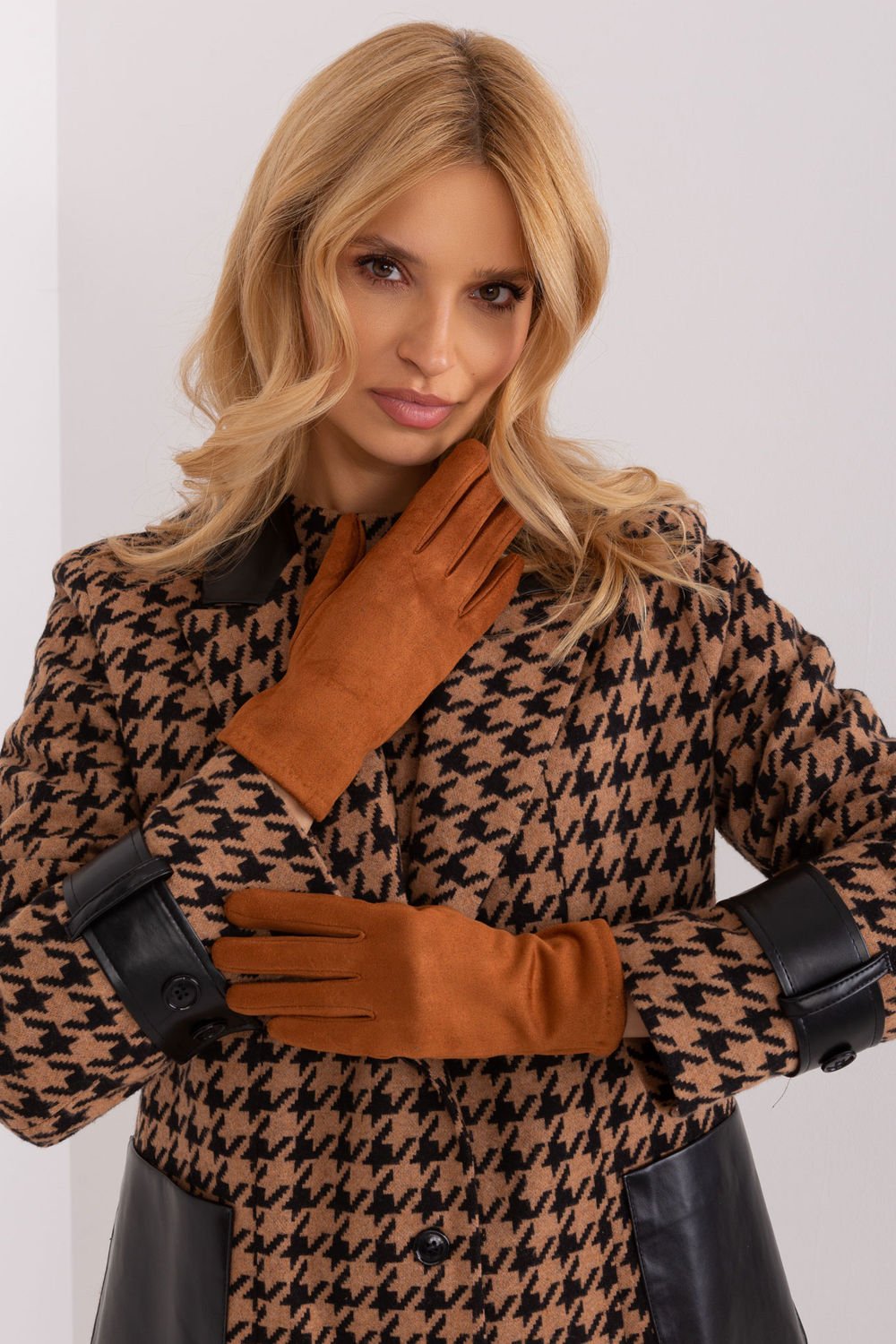 Gloves model 190825 AT Gloves model 190825 AT - Image 1