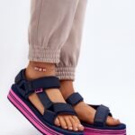 Sandals model 193952 Step in style