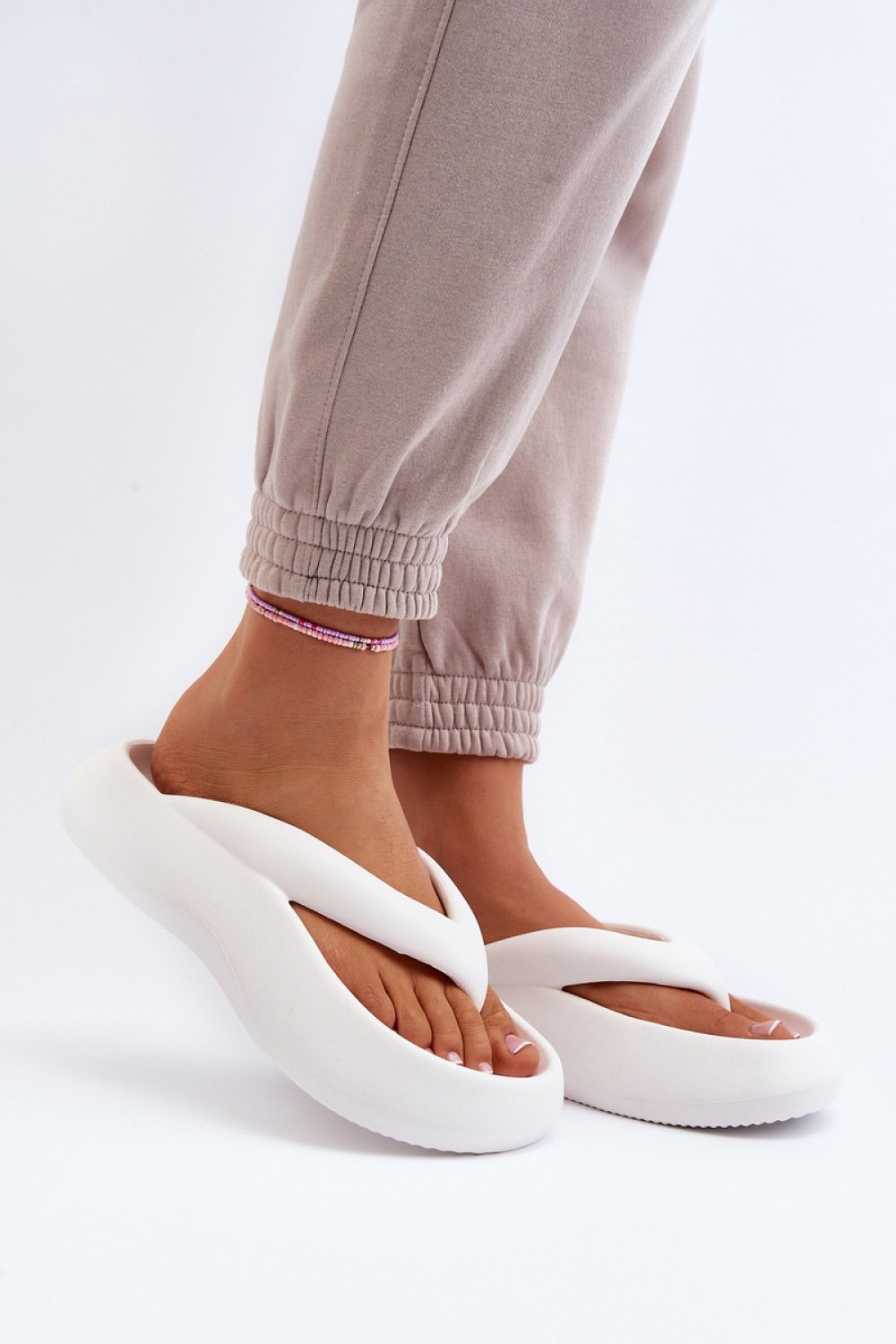 Japanese flip-flops model 194386 Step in style Japanese flip-flops model 194386 Step in style - Image 1