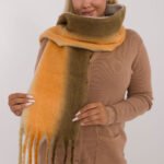 Shawl model 200283 AT