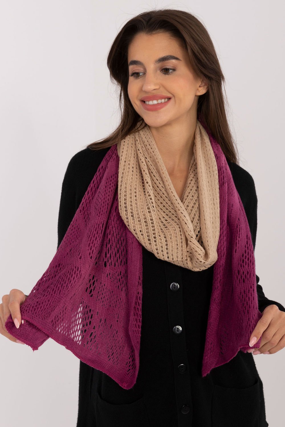 Shawl model 200857 AT Shawl model 200857 AT - Image 1