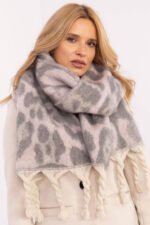 Shawl model 205960 AT