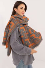 Shawl model 205968 AT - Image 2