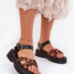 Platform sandals model 209897 Step in style