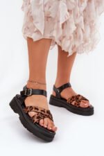 Platform sandals model 209897 Step in style