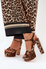 Heel sandals model 210804 Step in style