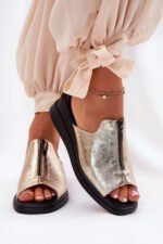 Buskin model 211955 Step in style