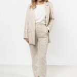 Women trousers model 212185 awama