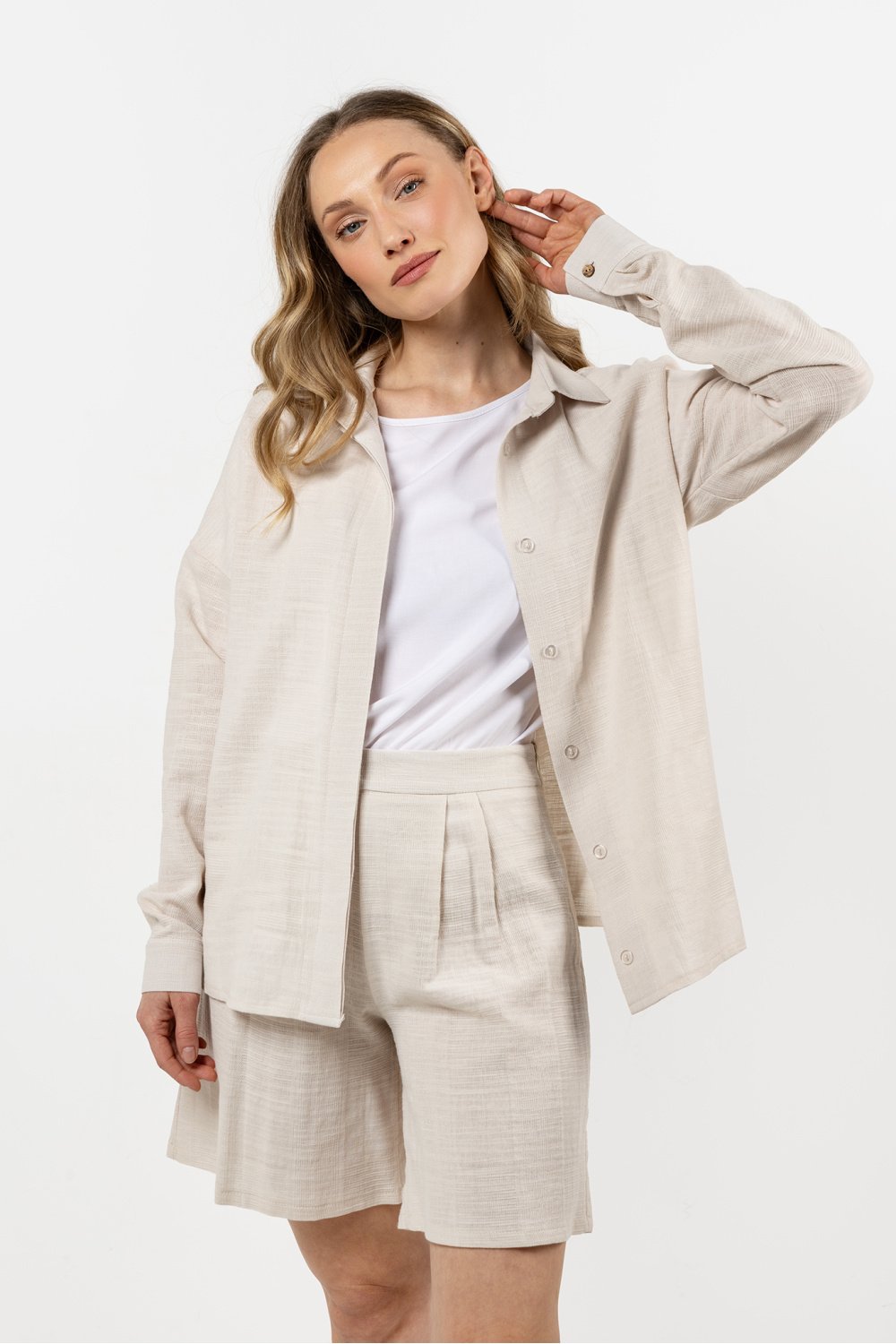 Long sleeve shirt model 212191 awama Long sleeve shirt model 212191 awama - Image 1