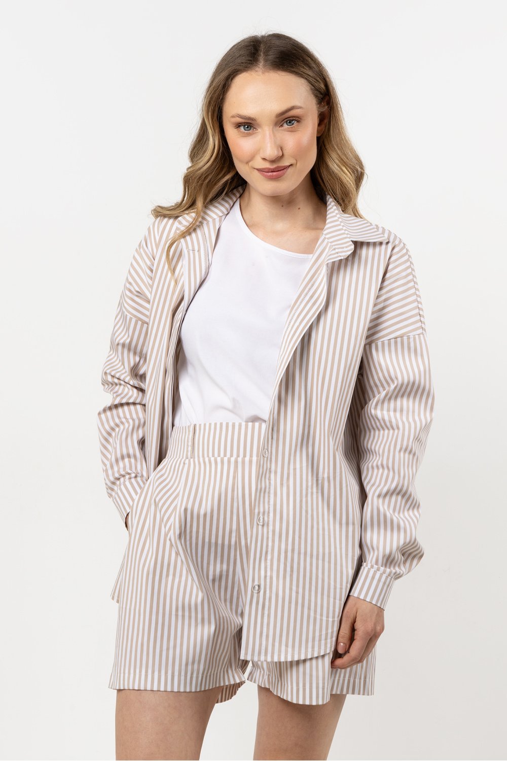 Long sleeve shirt model 212201 awama Long sleeve shirt model 212201 awama - Image 1