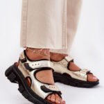 Sandals model 212910 Step in style