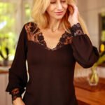 Blouse model 214183 Mirale