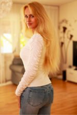Blouse model 214224 Mirale - Image 3