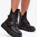 Platform boots model 216832 Step in style