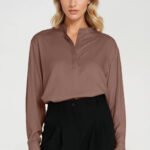 Blouse model 217585 Nife