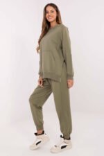 Sweatshirt model 218620 Relevance - Image 4
