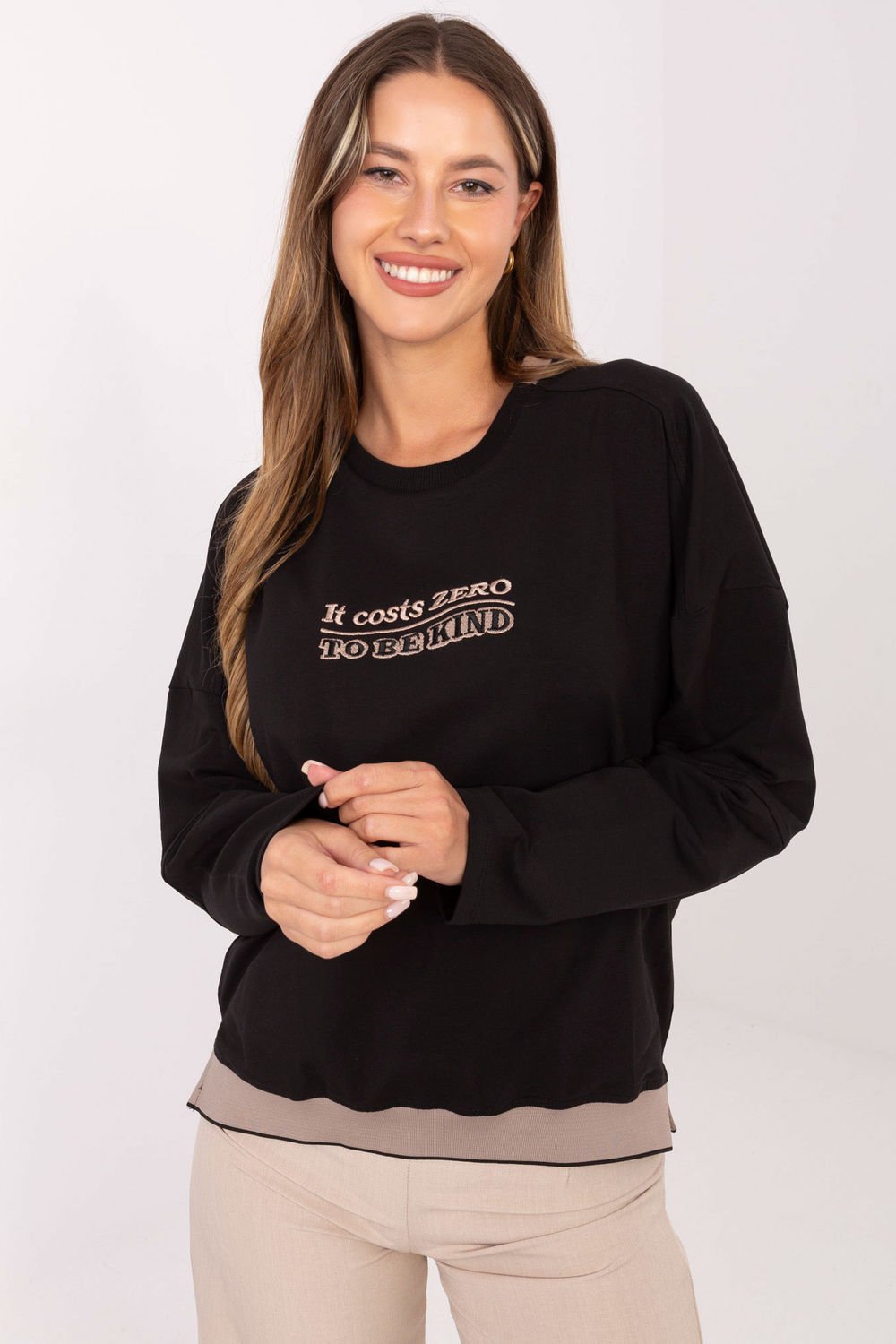 Sweatshirt model 219441 Relevance Sweatshirt model 219441 Relevance - Image 1