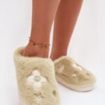 Slippers model 221502 Step in style
