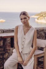 Gilet model 225292 awama - Image 4