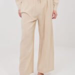 Women trousers model 225494 Italy Moda