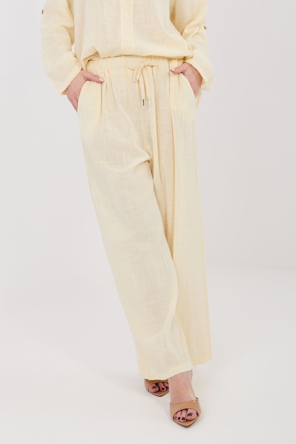 Women trousers model 225496 Italy Moda Women trousers model 225496 Italy Moda - Image 1