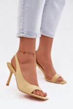 Heel sandals model 225631 Step in style