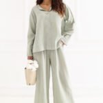 Women trousers model 226445 Italy Moda