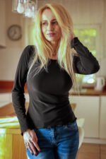 Blouse model 227852 Mirale