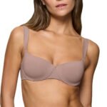 Braceless bra model 229325 Triumph