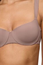 Braceless bra model 229325 Triumph - Image 4