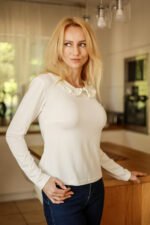 Blouse model 230798 Mirale - Image 2