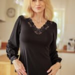 Blouse model 230809 Mirale