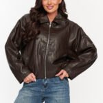 Jacket model 230866 Makadamia