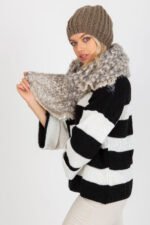 Shawl model 174877 AT - Image 2