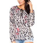 Blouse model 44350 Tessita
